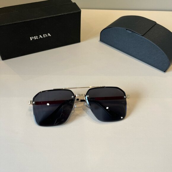 Prada polarized sunglasses - Picture 8 of 9
